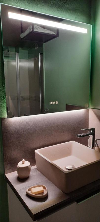 O Pationato Apartment แซ็งต์หลุยส์ ภายนอก รูปภาพ